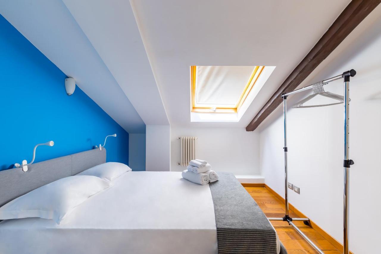 Attico Al Duomo By Napoliapartments * Neapel